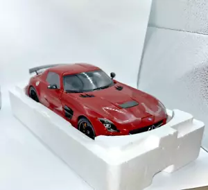 Minichamps 1:18 PMA Mercedes SLS Black Series #1 Of 350 Rare Red Mint NIB - Picture 1 of 7
