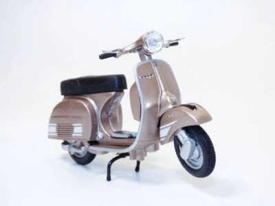 Scooter VESPA Piaggio 200 Rally del 1972 marron 1/18 - Photo 1/4