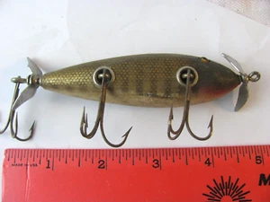 Vintage CREEK CHUB INJURED MINNOW WOODEN GLASS EYED  FISHING LURE ~ Nice - Picture 1 of 21