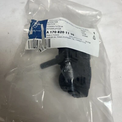 Концевой выключатель открытый для багажника Mercedes Benz R170 SLK 230 1708201110 - Изображение 1 из 2
