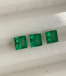 Esmeralda Zambia Cuadrada Natural 0,75 quilates, Lote de 3 piezas, 3,70 mm emparejado - Imagen 1 de 4