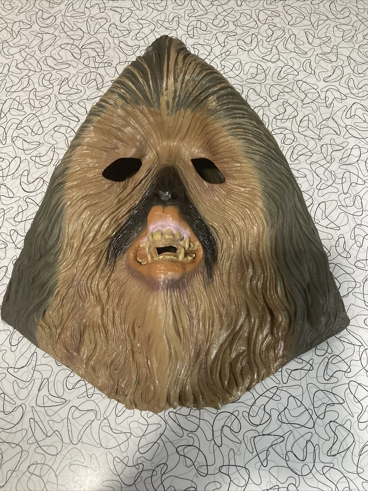 Rubie's 2010 Chewbacca Mask Star Wars Supreme Edition Costume Halloween Mask   - Image 1 of 4