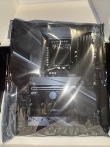 GIGABYTE Z590 Gaming X Motherboard Intel 11th Gen Z590 DDR4 LGA 1200 - Picture 1 of 6