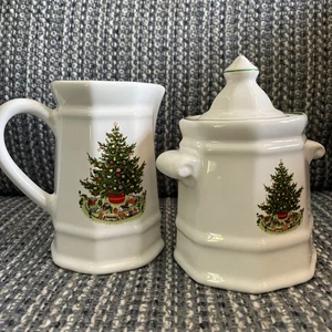 Pfaltzgraff Christmas Heritage, Tree Sugar and Creamer a Set - Picture 1 of 9