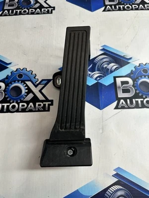 2015-21 Hyundai Tucson Value 2.0L Accelerator Throttle Gas Pedal 32700-C5110 OEM - Image 1 of 4