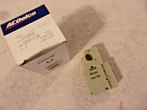 NUEVO COMO NUEVO INTERRUPTOR DE LÁMPARA DE SEMÁFORO GM GENUINO #93801734 1994-2002 K1500 SUBURBAN G30 - Imagen 1 de 4