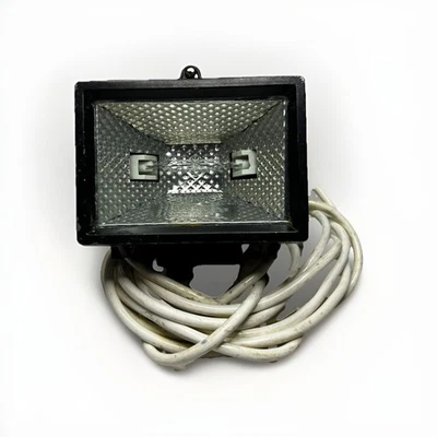 Grandlite Halogen Flutlicht Baustrahler 150W IP44 Arbeitslampe 5m Kabel - Bild 1 von 4
