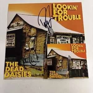 The DEAD DAISIES LOOKIN' FOR TROUBLE CD SIGNED Doug Aldrich  John Corabi Last1 - Bild 1 von 6