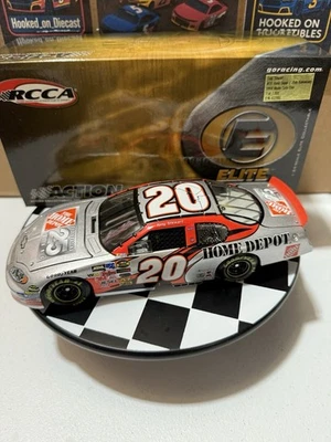Tony Stewart ELITE #20 Home Depot 25th Anniversary 2004 1/24 Nascar Diecast - Image 1 of 4