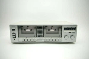 Vintage Sanyo RD W22 Stereo Double Cassette Player Tape Deck Tested Works - Picture 1 of 8