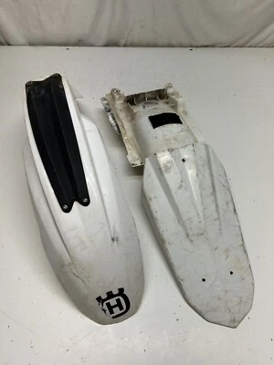 11 Husqvarna TXC250i TXC 250 I 2011 LOTE FABRICANTE DE EQUIPOS ORIGINALES GUARDABARROS DELANTERO TRASERO CARENADO DE PLÁSTICO Foto 1 de 4