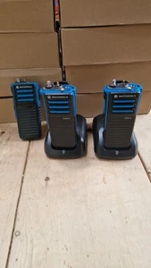 Motorola DP4401Ex Atex Digital Radio's With 2 X New Batteries & Chargers (R3) - Zdjęcie 1 z 8