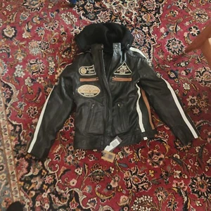 Damas Niños?Chaqueta de Motocicleta de Cuero de Cordero Nueva con Etiquetas Protectores XL-Italia. Se ve pequeño. - Imagen 1 de 16