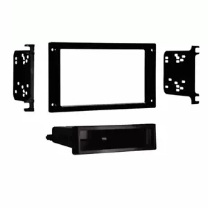 Metra 99-5025 In-Dash CD Player install Mounting Kit for 87-93 Ford Mustang - Picture 1 of 1