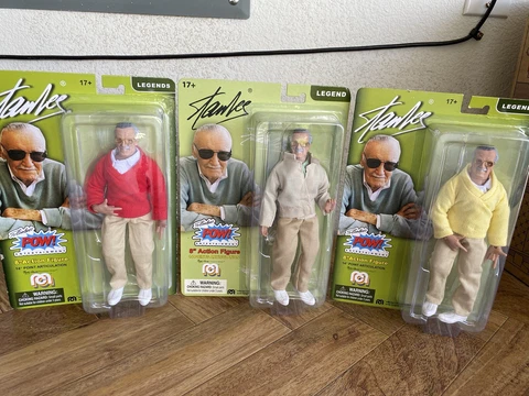 Mego Stan Lee Legends 8" Action Figure Web Hands, Red Sweater & Tan Sweater Cover
