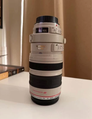 CANON 100-400mm f/4.5-5.6L IS - Image 1 of 4