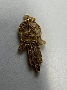 VINTAGE HIGH CARAT GOLD HAMSA HAND OF FATIMA FILIGREE PENDANT - Picture 1 of 8