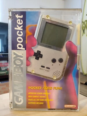 Estuche sellado de fábrica Nintendo Game Boy Pocket - Silver Launch Edition Grail Box Foto 1 de 4