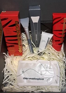 Womens Gift hamper Spa Care Box - *Personalised For Birthday , Christmas - Picture 1 of 10