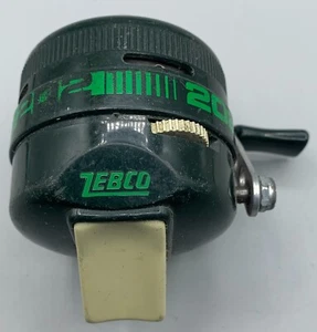 Zebco 202 with Plastic Foot - Picture 1 of 3