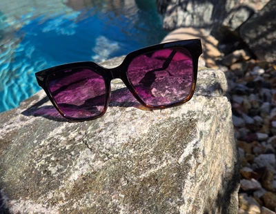 Anne Klein Square Butterfly Sunglasses AKS1014 / Excellent Condition - Image 1 of 4