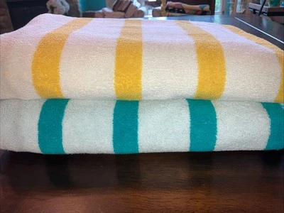 St Tropez- Thick Striped Bath Beach Towel 58” L x 33” W -Quality & Cleaned! - Image 1 of 4