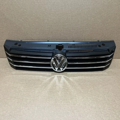 NUEVO para VOLKSWAGEN PASSAT 2012-2015 parachoques delantero conjunto de parrilla superior y emblema Foto 1 de 4