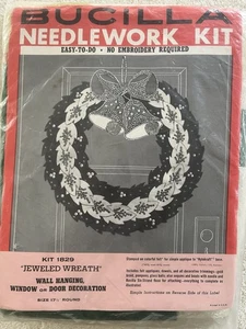 Vintage Rare Bucilla Christmas Needlework Felt&SequinJeweled Wreath Wall Hanging - Picture 1 of 5