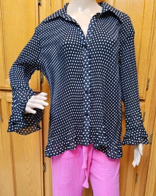 Blusa Essentials Milano Extra Grande Lunares Volantes Abotonada Top Camisa Foto 1 de 4