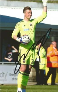 SHEFFIELD UNITED: SIMON MOORE SIGNED 6x4 ACTION PHOTO+COA - Picture 1 of 1