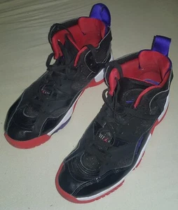 Nike Air Jordan (Jumpman Two Trey) Basketballschuhe in Lila,Schwarz,Rot Größe:43 - Bild 1 von 10