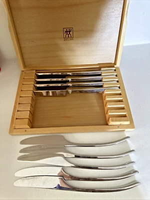 9 cuchillos de cena Zwilling J. A. Henckels BELLASERA acero inoxidable brillante Foto 1 de 3