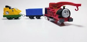 Thomas & seine Freunde Motorisierter Zug Trackmaster Hilfreicher HARVEY Kohlequetschwagen 2013 - Bild 1 von 11
