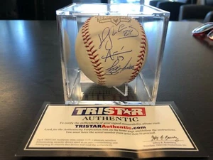 SF Giants 2012 World Series Autographed Baseball Joaquin A, Hector S, Jose M - Picture 1 of 4
