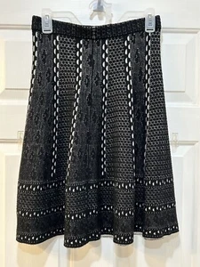 Saks Fifth Avenue Pull On Struktur Rock Gr. S schwarz weiß gemustert A-Linie Goth - Bild 1 von 7