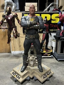 Life Size DC Comics Black Adam 1:1 The Rock Duane Johnson Statue - Bild 1 von 21