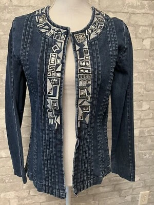 Chaqueta de Jean Choices S Frente Abierto Azul Denim Plisada Estrás Bordada Foto 1 de 4