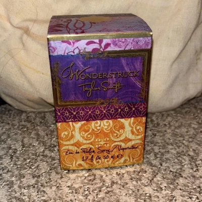 Taylor Swift Wonderstruck 1,7 fl oz. Eau de Parfum Mujer Foto 1 de 2