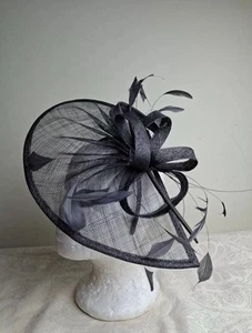 Hatinator, Snoxwell and Gwyther. One size. Elegant headpiece - Picture 1 of 9