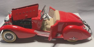 Danbury Mint 1934 Packard V-12 Lebaron Speedster Maßstab 1:24 - Bild 1 von 9