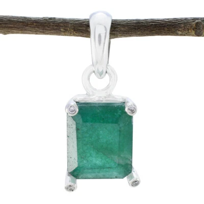 Eleganz des ostindischen Smaragd-Edelstein-Silberanhängers. 925er Silberanhänger - Bild 1 von 4