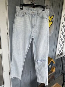 Zweimal getragen - American Eagle Damen distressed hohe Leibhöhe Jeans Größe 10 eisblau hell - Bild 1 von 6