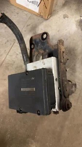 2005-2006 Expedition, Navigator ABS Unit, Pump and Module w/ AdvanceTrac OEM - Picture 1 of 2
