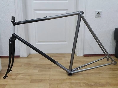 Cuadro y horquilla de acero para bicicleta de carretera VILLIGER ATHENA Foto 1 de 4