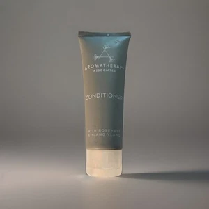 Aromatherapy Associates Rosmarin & Ylang Ylang Conditioner 2,7 Oz. Neu - Bild 1 von 3