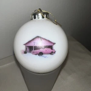 2 Chainz Christmas Ornament Trap House Pink Car Atlanta Rap Hip Hop - Picture 1 of 4