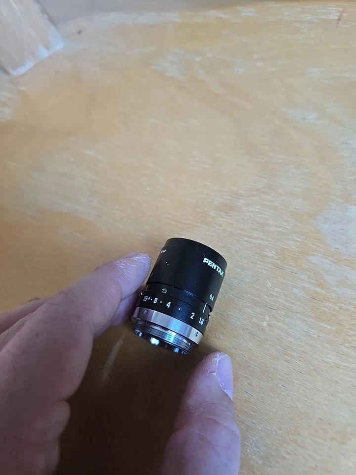 Pentax C3516-M 35,0 mm C-Mount Objektiv  - Bild 1 von 4