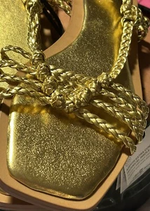 NWT Zara Gold Woven Flat Sandals Sz US 7.5 - Picture 1 of 9
