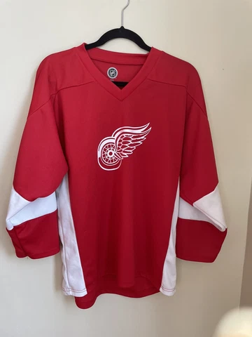 Boy's NHL Detroit Red Wings Jersey Size XL Cover