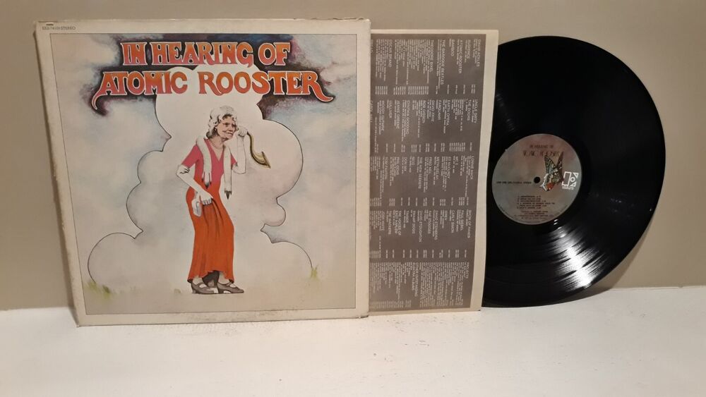 ATOMIC ROOSTER - "IN HEARING OF ATOMIC ROOSTER" / GATEFOLD / ELEKTRA RECORDS '71